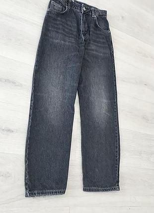 Джинсы в стиле relaxed fit