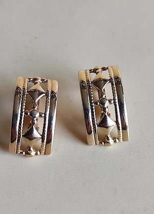Серьги золотые  585 пробы ,,,вес  5,95 гр.