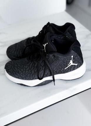 Кросівки jordan pp 35-36 устілка22,5