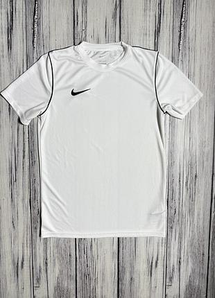 Nike футболка оригинал белая м размер