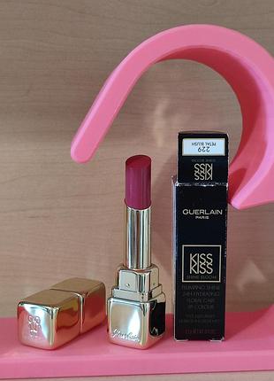 Губная помада guerlain kisskiss shine bloom в изящном нюдово-розовом оттенке No 229 (petal blush).