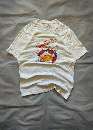 Футболка белая с принтом nike t-shirt crab chef