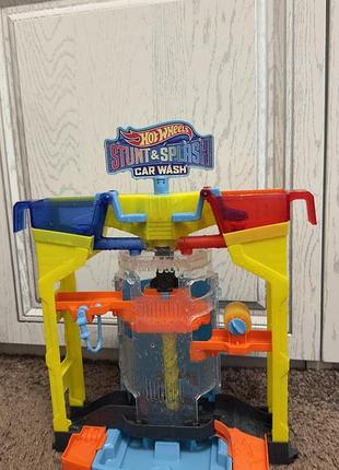 Автомийка hotwheels