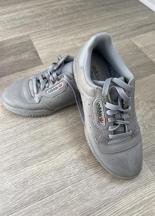 Кросівки adidas