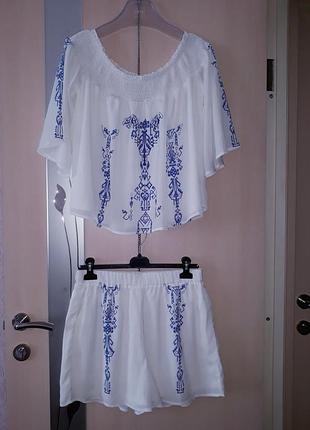 Костюм (блуза+ шорты) chicme белый