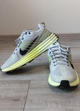 Кроссовки nike lunar roam
