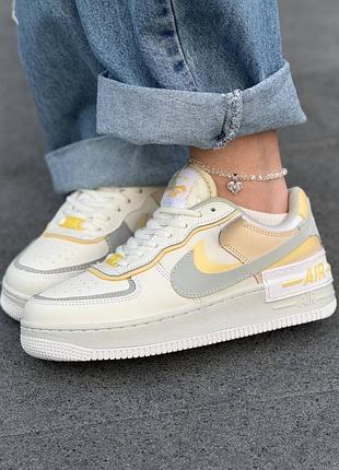Всього 1999 грн 🤩 жіночі nike air force 1 shadow ➡️виробник: фабричний вʼєтнам  🟠верх:  шкіра з текстурованими вставками. розміри : 36 37 38 39 40 41