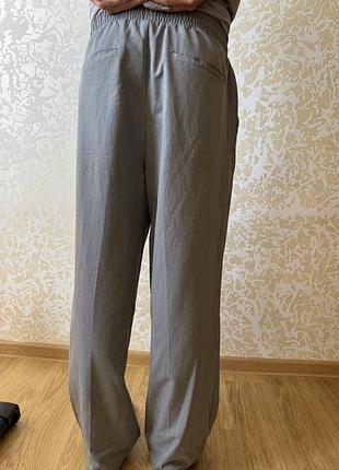 Брюки сірі pull bear 2
