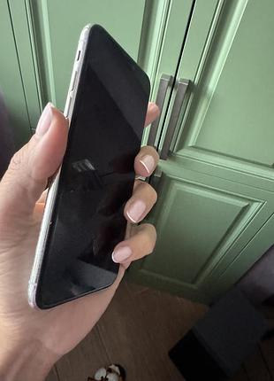Iphone x 64gb колір silver 3