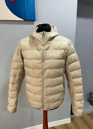 Чоловічий зимовий пуховик фірми adidas terrex оригінал