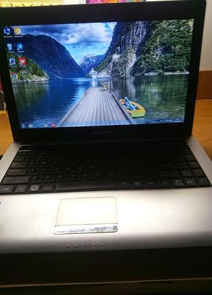 Ноутбук samsung rv408