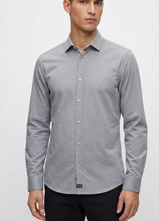 Стильна приталена сорочка boss (hugo boss) slim fit
розмір s