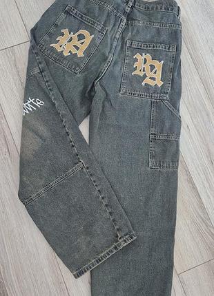 Джинси house у стилі baggy