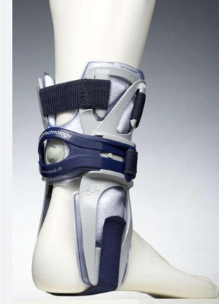 Ортез для щиколотки на праву ногу oped vacoankle