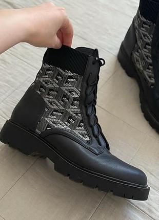 Ботінки guess