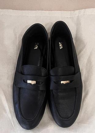 Лофери жіночі шкіряні zara, чорні 37 розмір