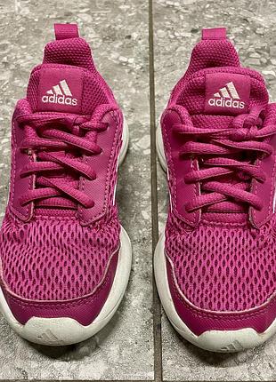 Adidas кросівки