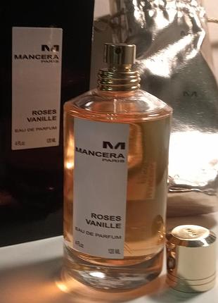 Бренд: mancera
серия: roses vanille
группа товара: парфюмированная вода
объем: 120ml оригинал