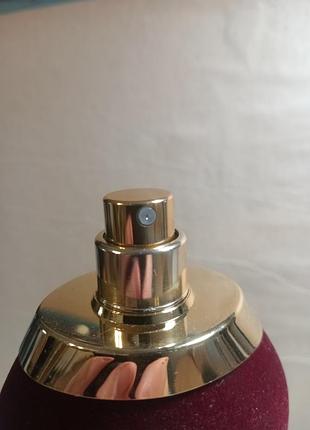 Бренд: v canto
серия: stricnina
група товару: парфуми
объем: 100ml оригинал 4