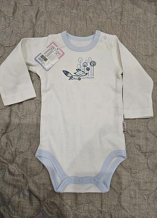 Новый боди juniors, 3-6 месяцев.