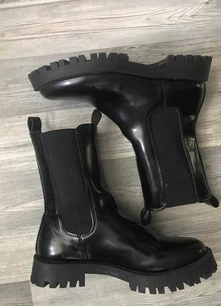 Ботинки женские