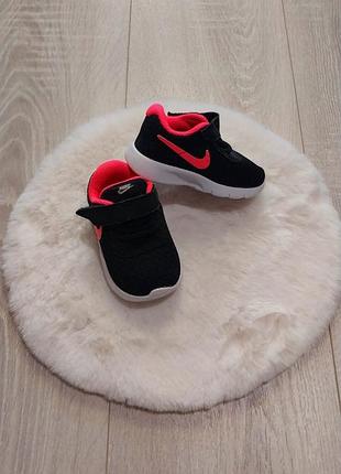 Кросівки nike