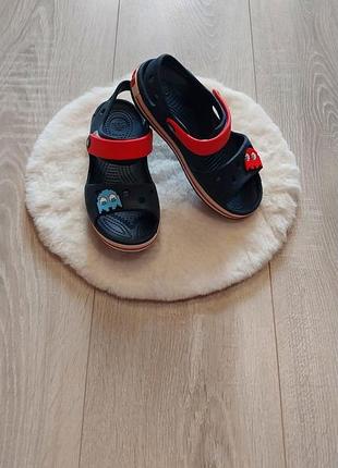 Босоніжки crocs
