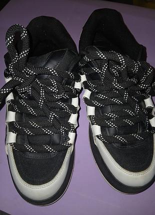 Кроссовки bershka chunky skate shoes (y2k стиль) - размер 44 (28.5 см)