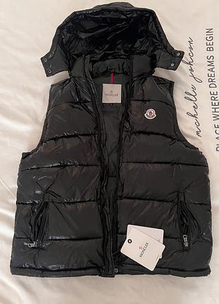 Жилетка moncler