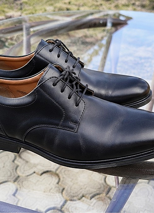 Чоловічі шкіряні туфлі clarks чорні класичні 43