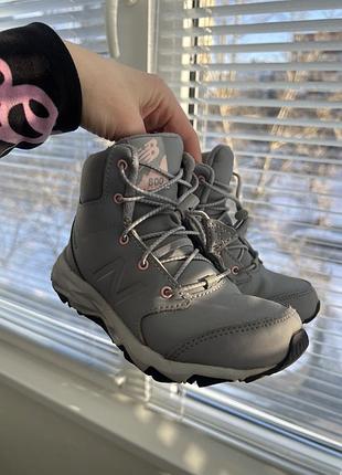 Чоботи new balance