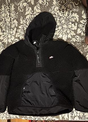 Черная худи-анорак nike sportswear sherpa half-zip с пушистой текстурой шерпа и нейлоновыми вставками.