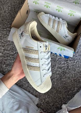 Кроссовки adidas superstar cloud white disney stitch