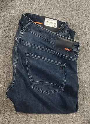 Ідеальні чоловічі джинси hugo boss delaware slim-fit оригінал приталений крій темно синій колір