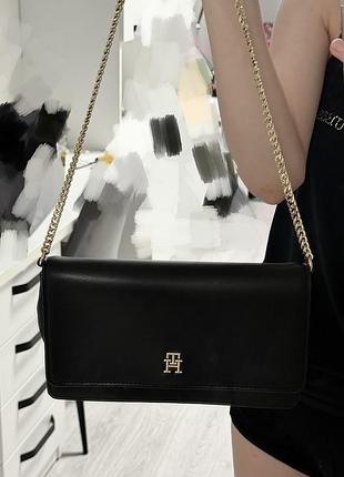 Сумка tommy hilfiger th refined chain crossover оригинал
