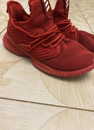 Кросівки adidas