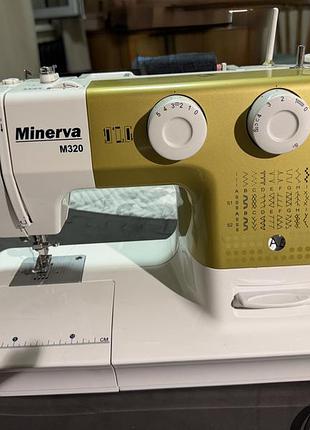 Швейна машинка minerva