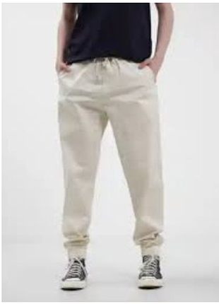 Супер эластичные джинсы джоггеры, от zara denim wear. w31