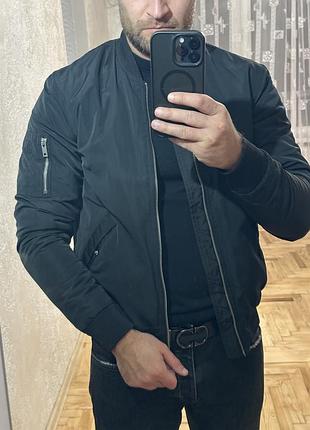 Куртка осіння pull and bear
