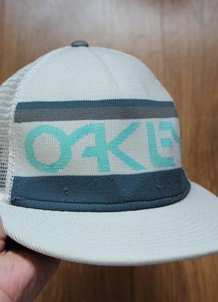 Вінтажна унісекс  кепка-тракер oakley vintage big logo cap снепбек y2k