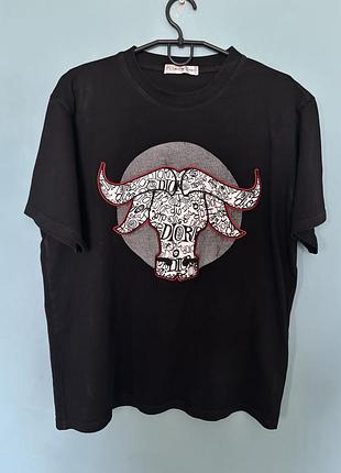 Чоловіча футболка із капсульної колекції dior x shawn stussy "year of the ox",