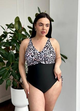 Суцільний чорний купальник plus size леопардовий принт