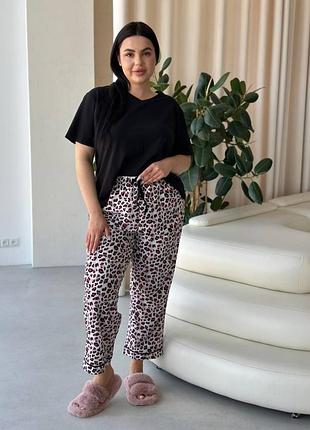Чорна жіноча піжама з леопардовим принтом plus size