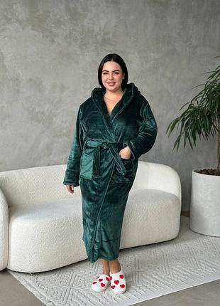 Теплий жіночий зелений халат plus size