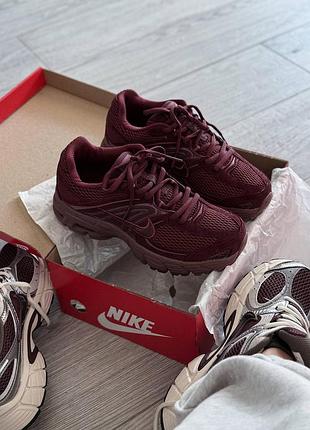 Женские красные кроссовки nike air max moto 2k dark team red х найк 36