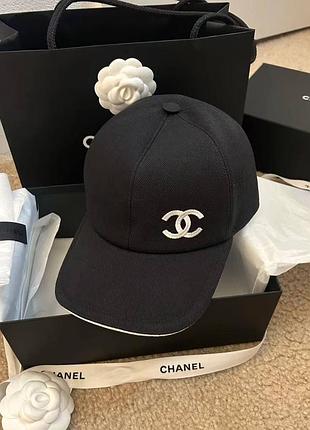 Кепка бейсболка чорна матова лого chanel
