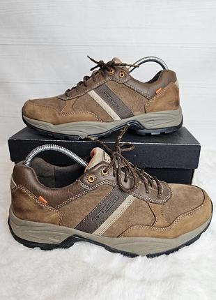 Шкіряні кросівки clarks 43 розмір
