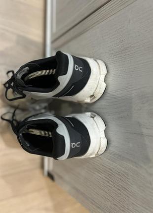Кросівки on cloud 44 4