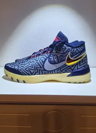 Кросівки nike lbj nxxt genisus hf0712 401, us10 eur44 28cm, us11 e45 29cm