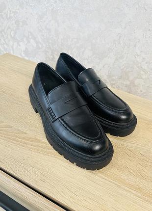 Жіночі лофери reserved
